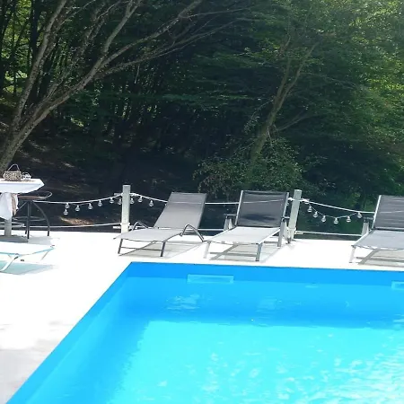 Dom wakacyjny Vikendica Za Odmor Usce